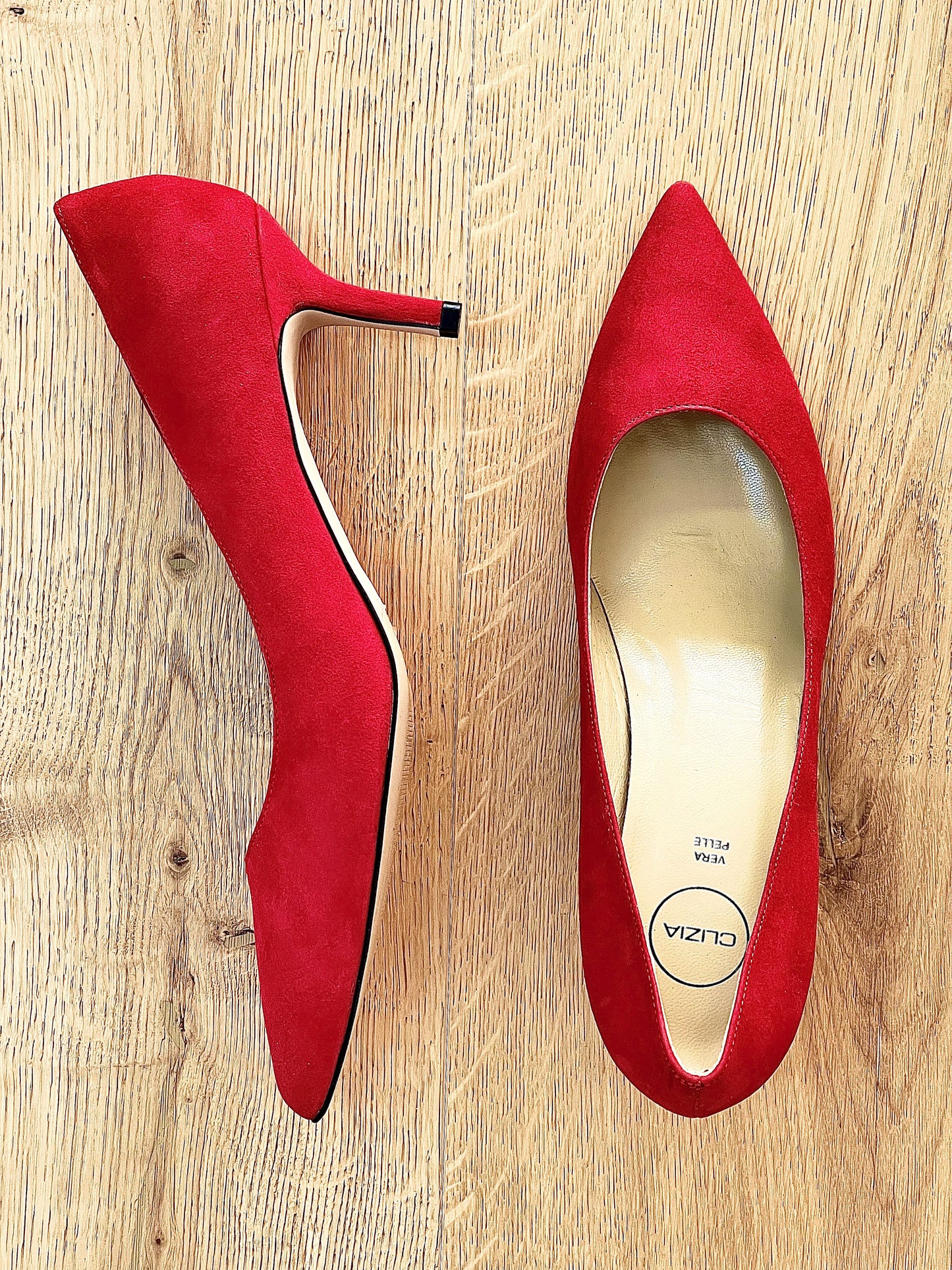 GAIA RED SUEDE
